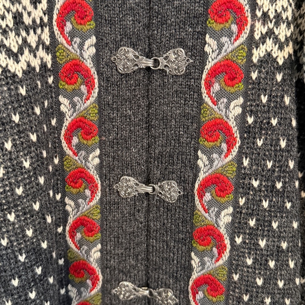 Vintage Evebofoss Nordic Wool Cardigan Sweater Pewter Clasps - Picture 4 of 12